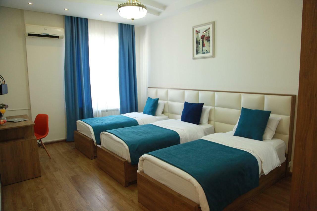 Rio Hotel Tbilisi Ngoại thất bức ảnh