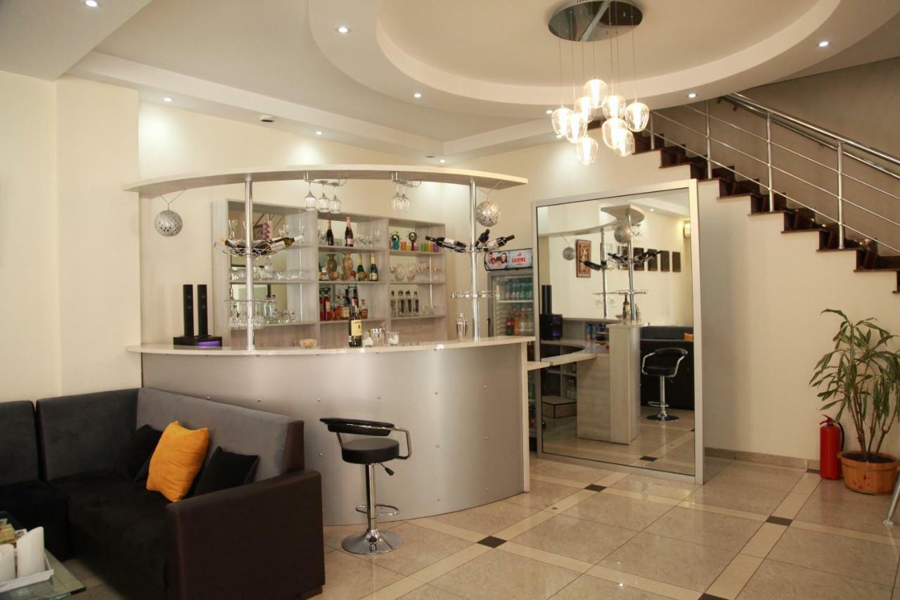 Rio Hotel Tbilisi Ngoại thất bức ảnh